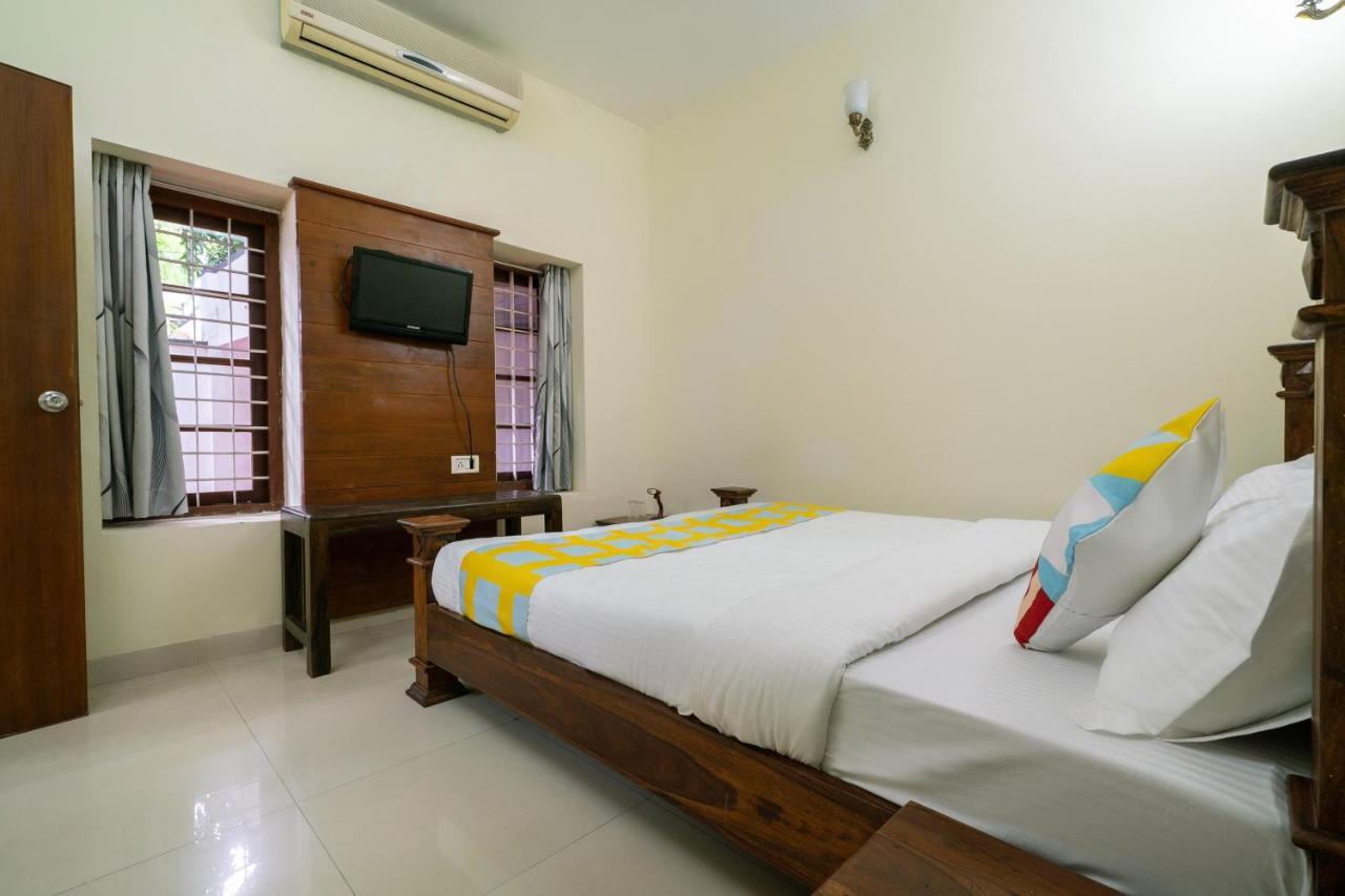 Oyo Home 63551 Pleasant Stay Near Fort Kochi Beach Екстериор снимка